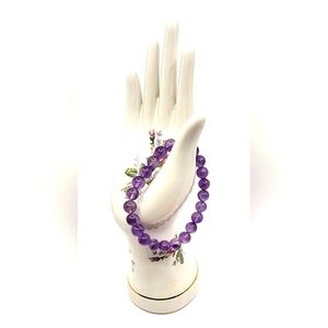 NWOT Natural Lavender Amethyst bracelet with Certification